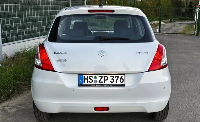 Suzuki Swift cena 28800 przebieg: 170000, rok produkcji 2016 z Mogielnica małe 596